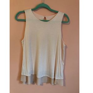 Francesca's Blush Two-fer Ruffle Bottom Tank, M